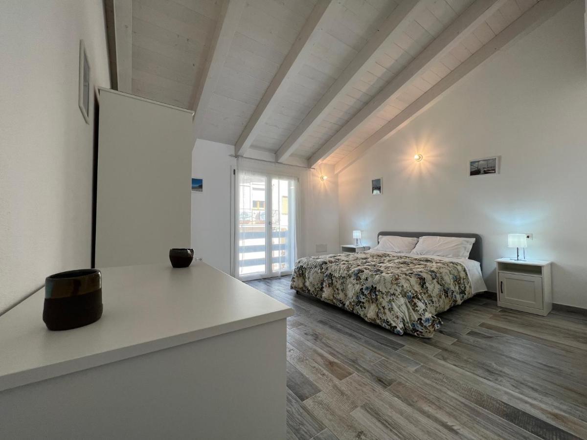 Apartmán Casa Sylvia SantʼAntìoco Exteriér fotografie